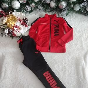 Host Pick 🥳 Puma Sweater (6). Sweat Pants (S). Boy's